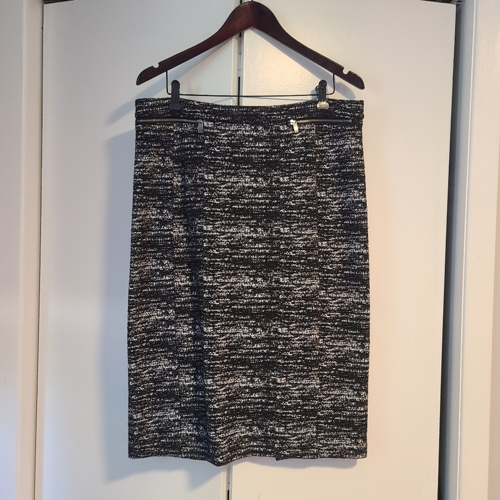 LORD & TAYLOR Size 12 Pencil Skirt Spacedye Stretch Black White